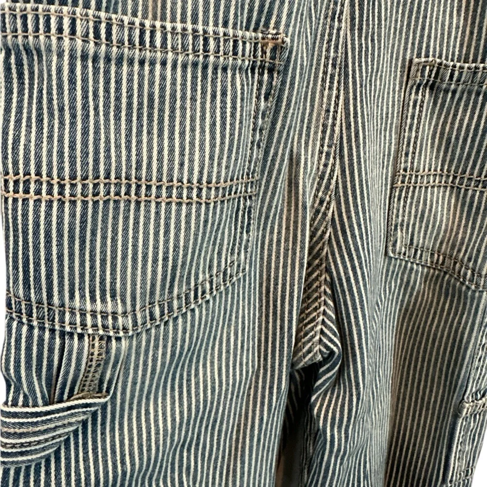 Oshkosh B gosh Overalls Sz 2T Conductor Stripe Vestbak Denim Jeans Snaps